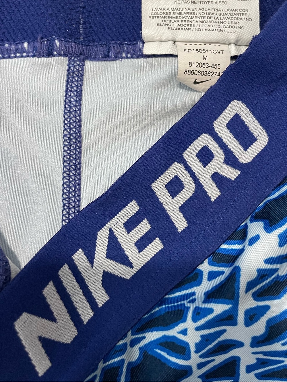 Nike Pro Blue and White Printed Compression Leggings - Picture 2 of 10